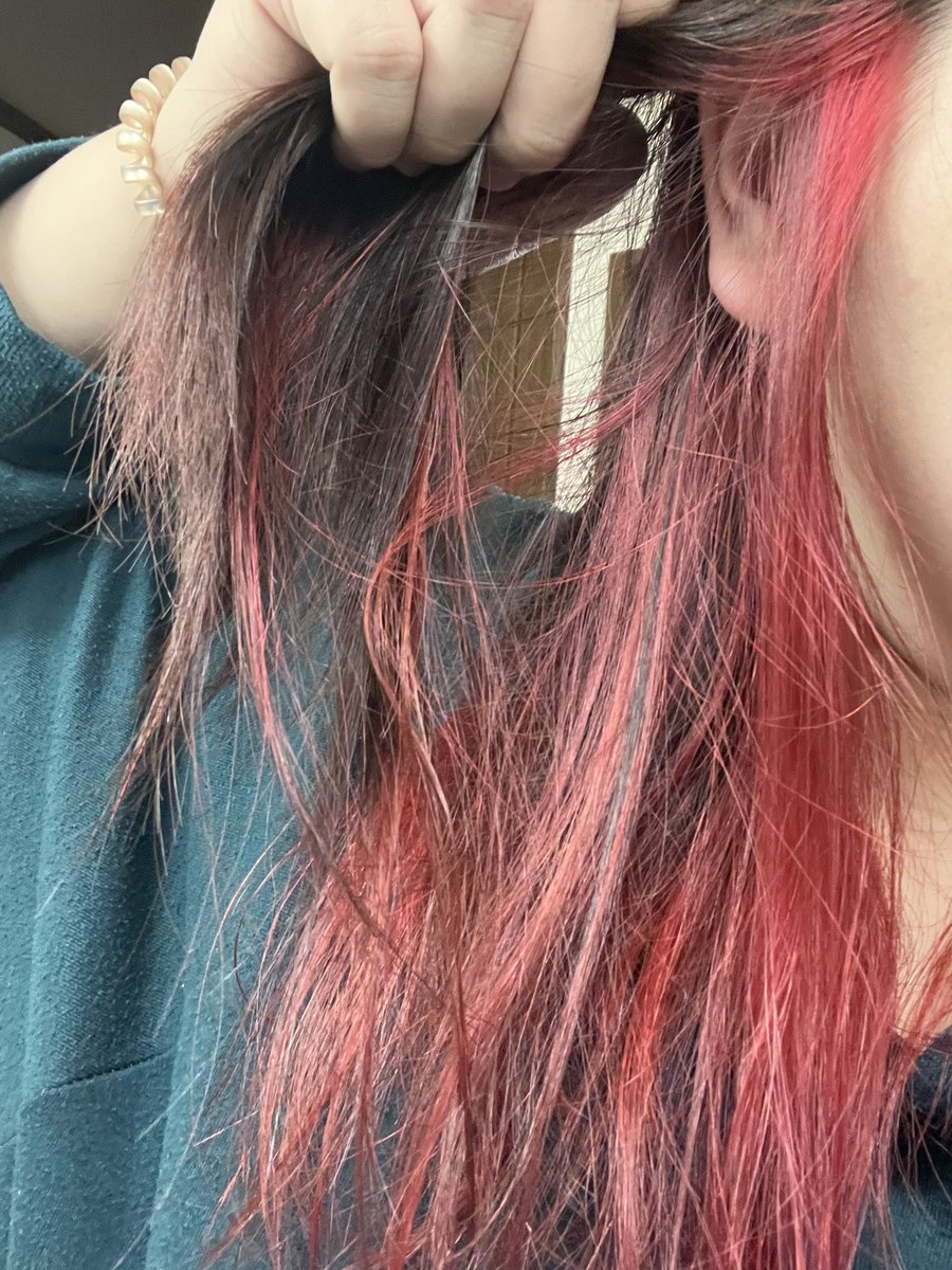 頭からなにか生えている埃、、ヲタ垢 tweet media