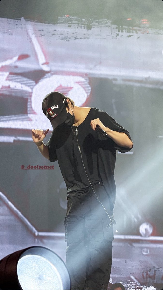 도토리‎ tweet media