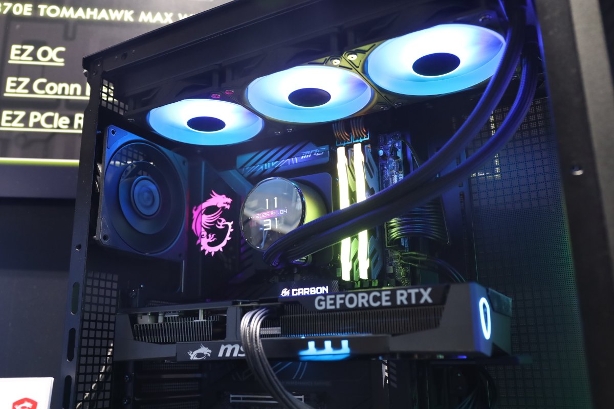 askcorp_info's tweet image. 🌸4/4＆5はASK FES 2026🌸
MSI様 @msicomputerjp のブースで発売したばかりの新製品「MSI MPG CORELIQUID P13 360」を展示中✨️

MLG魔龍姫PCも見られます😍
ぜひ会場でご覧ください！

#MSI #ASKFES2026