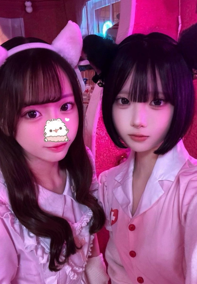 _love_xxxxxxx_'s tweet photo. おとと昨日出勤前に2固定してた₍ᐢ.ˬ.ᐢ₎♡
はやくまた界隈戻ってきて??
仲良しだから白猫と黒猫お揃いにして出勤してきた🐈‍⬛🎀.* https://t.co/ddOweZAN5F