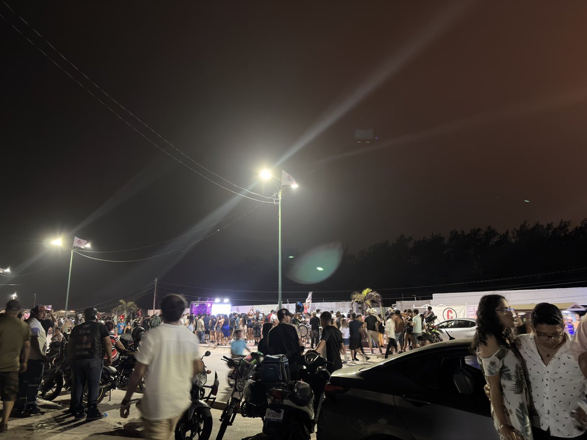 OMAR&MITZY69 tweet media