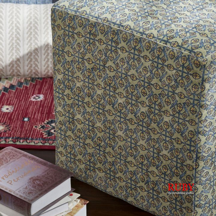 Wallpapersgarag's tweet image. #Luxurious #Texture &amp;amp; #Premium #Quality #velvetvocalistv  has long been #associated with #luxury, and this #fabric is no #exception. Its #smooth, #soft-#touch surface offers a plush #feel that enhances #comfort while maintaining durability for #everyday use.