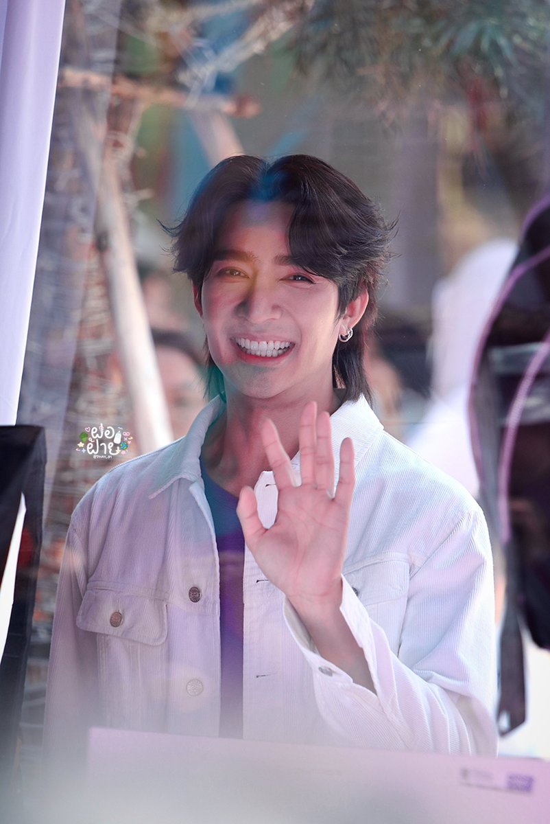 ヾ🍼 ฝอฝ้าย. 'ㅅ' เช่ากล้องเลนส์ดูที่ 📌 tweet media