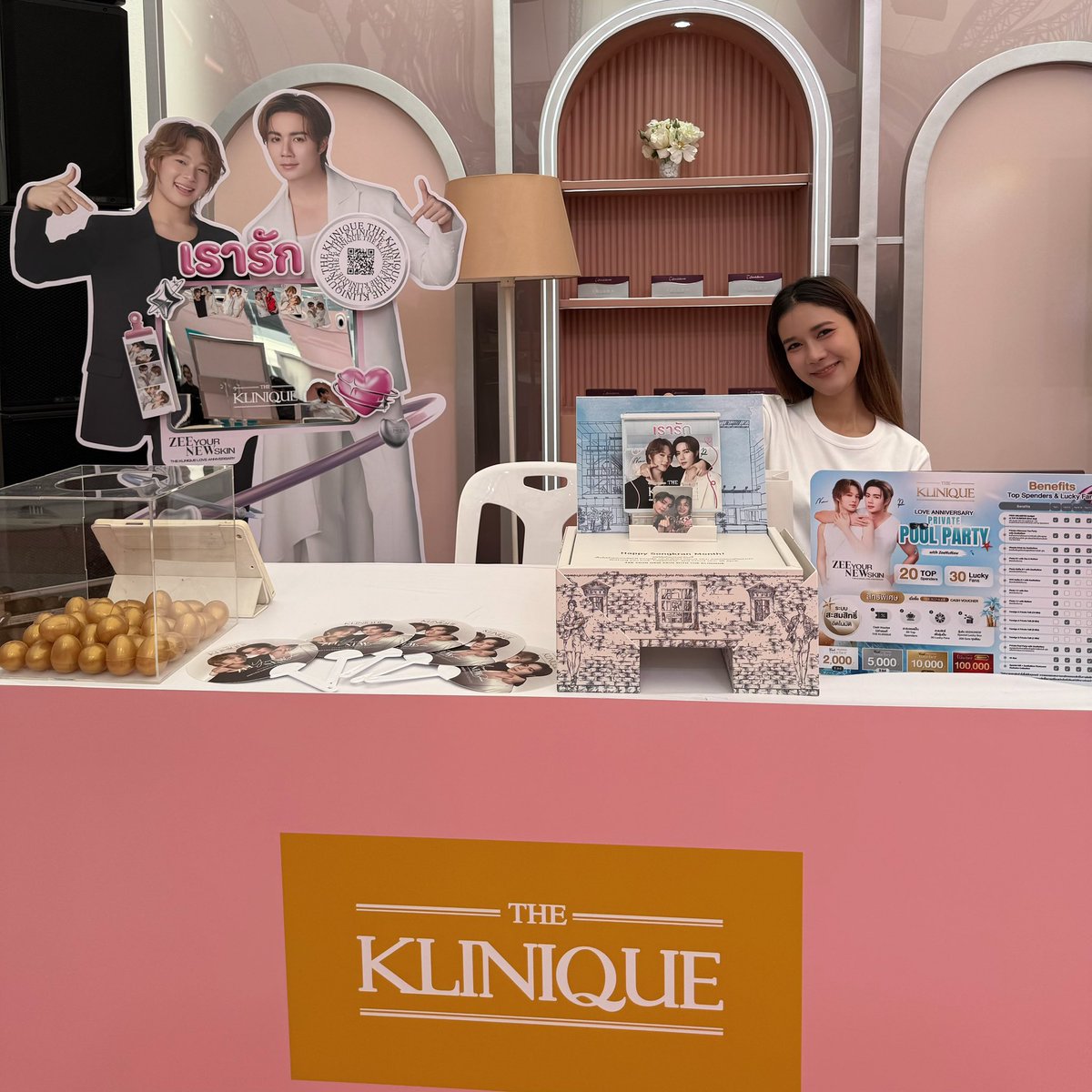 THEKLINIQUE tweet media