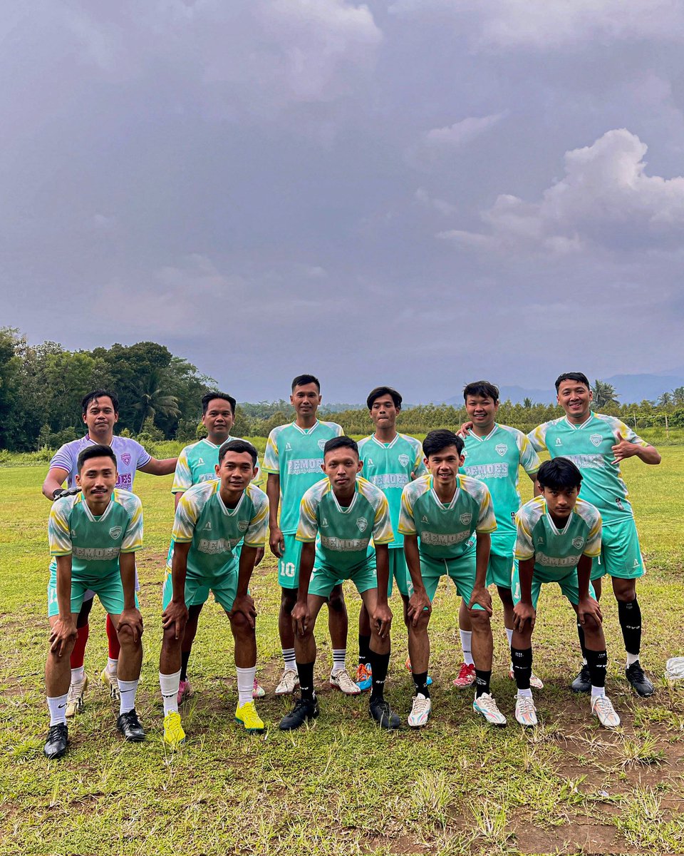painganfc's tweet photo. Jumat w/ toska 🍏 https://t.co/rewtBchY5f