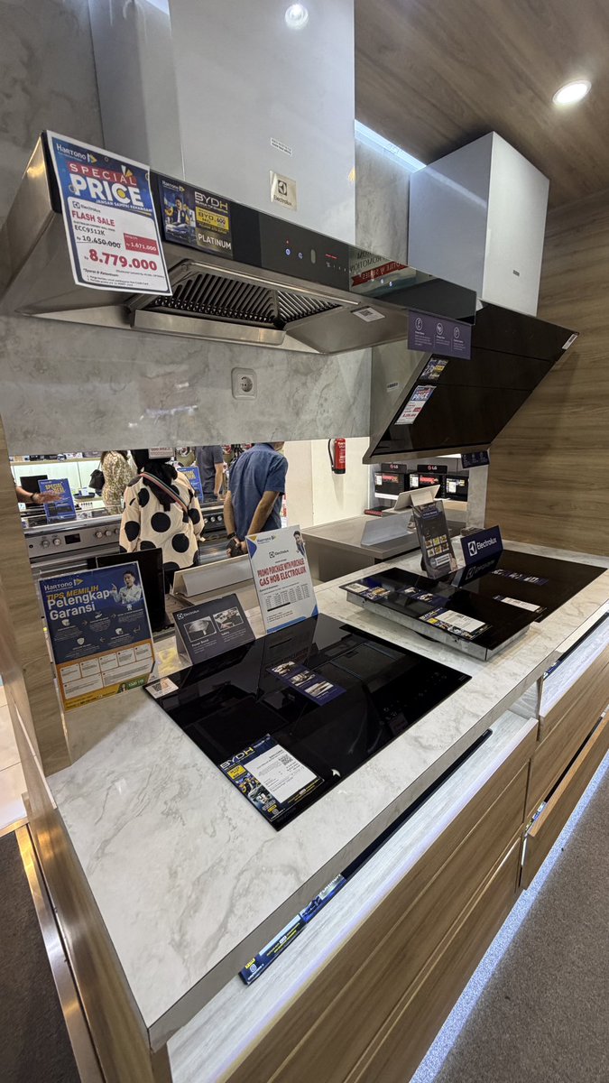 TaroSakamoto tweet media