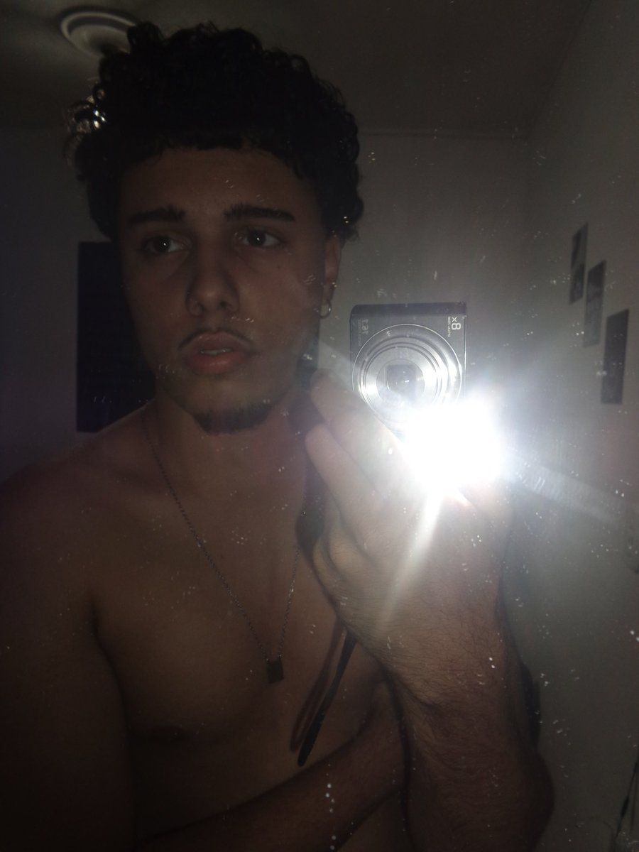 erothic monobola tweet media