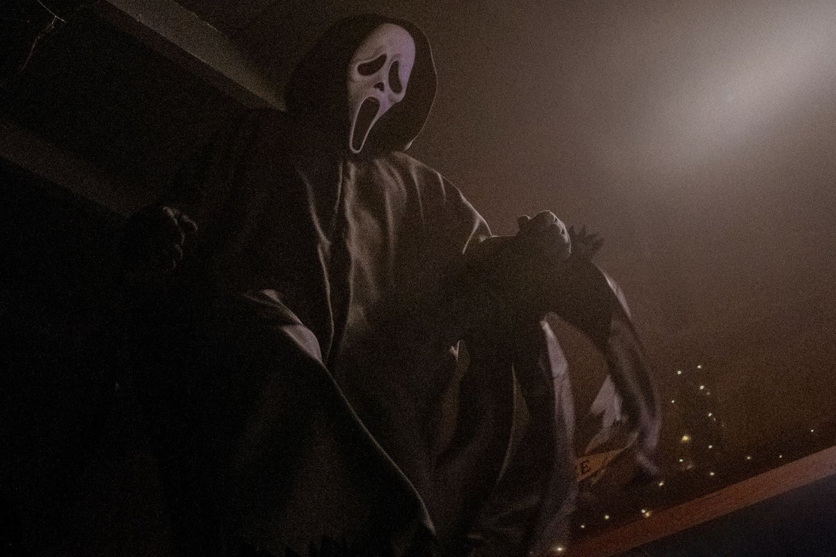 Scream Corridor tweet media