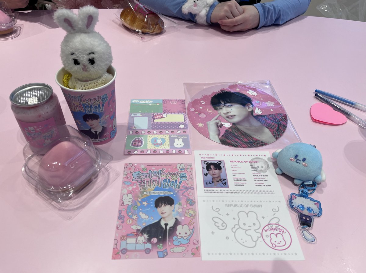 𝔇𝔥𝔢𝔢 💎🍒🪽🍏 tweet media