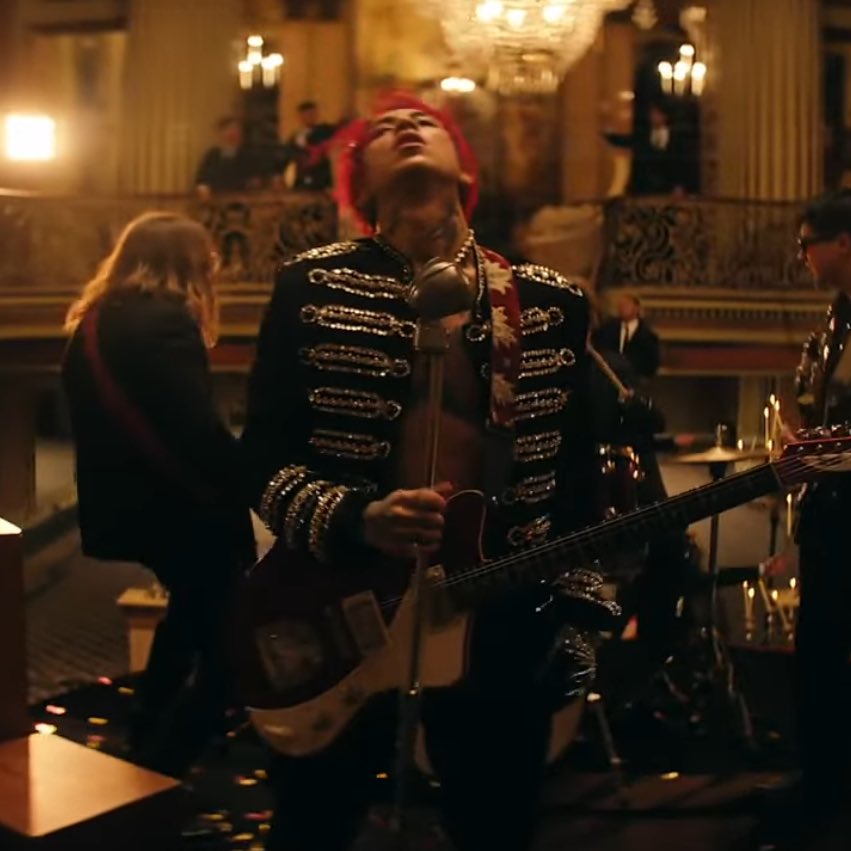 LOOKING FOR ARCHIVE 1 VVIP FRIENDS tweet media