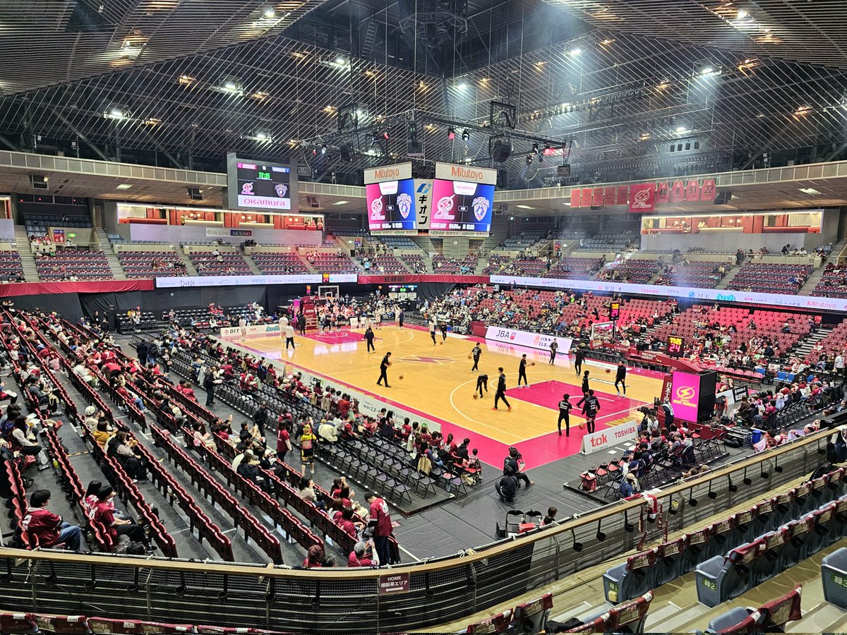 ( ﾏ ｺ ) tweet media