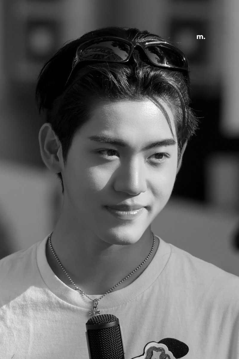 m. ꕀ 🐶 tweet media