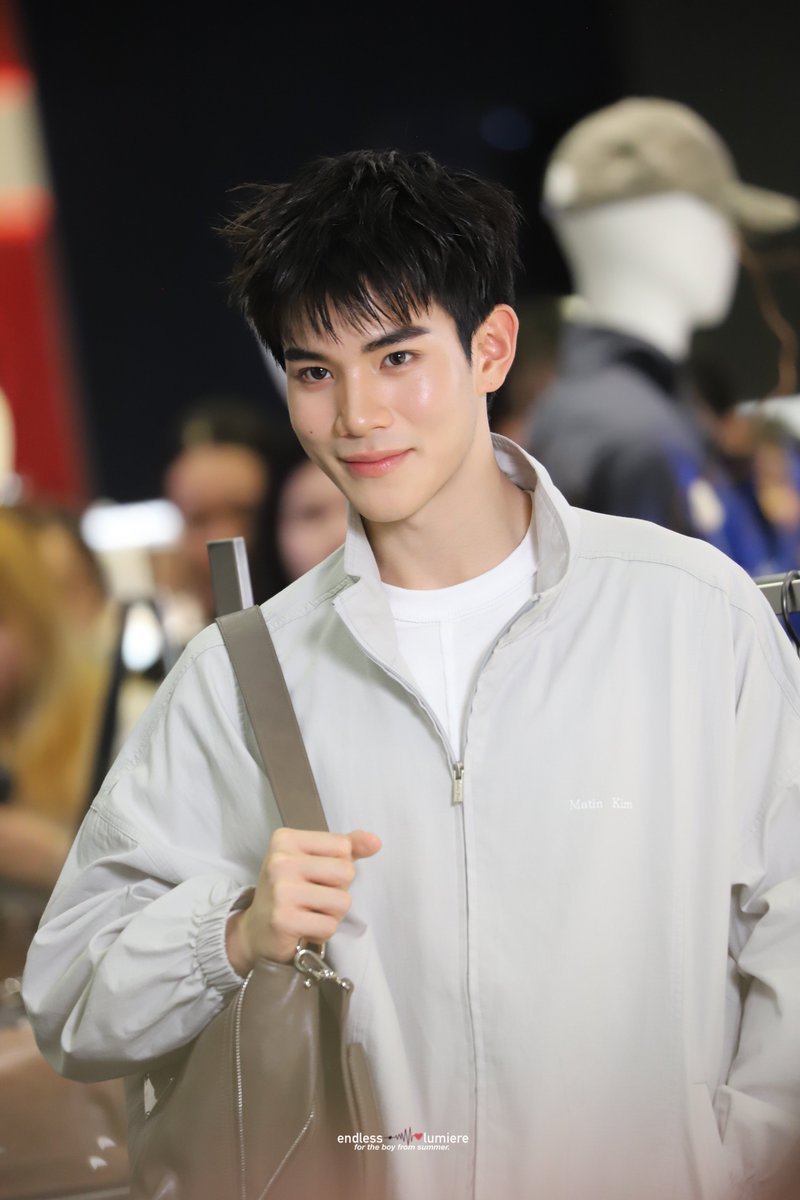 비타민 ≽🎀•⩊•^≼4 u tweet media