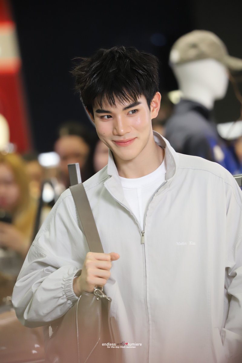 비타민 ≽🎀•⩊•^≼4 u tweet media