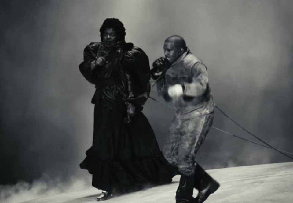 YE-TIMEZ tweet media