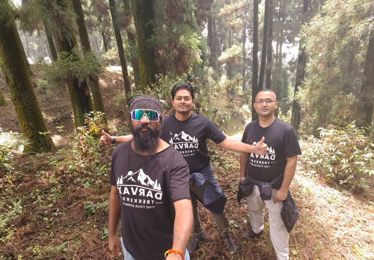 AmitabhJha3's tweet photo. We Walk a path both wild and steep,
A Luvly Trek, yet strangely kind,
It clears the Noise inside my mind
Through mist and chill, through doubt and strain,
I lose my fear, outgrow my pain,
With endless Earth and Open sky,
With my Luvly DarvaXians in Heaven🥰
#DarvaXTrekkers 🏔️🏕️ https://t.co/1KDeDI6rO0