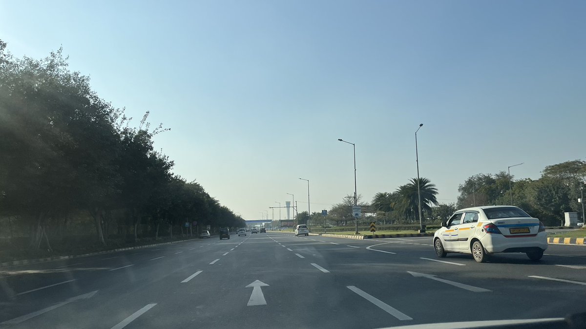 InfraStory tweet media