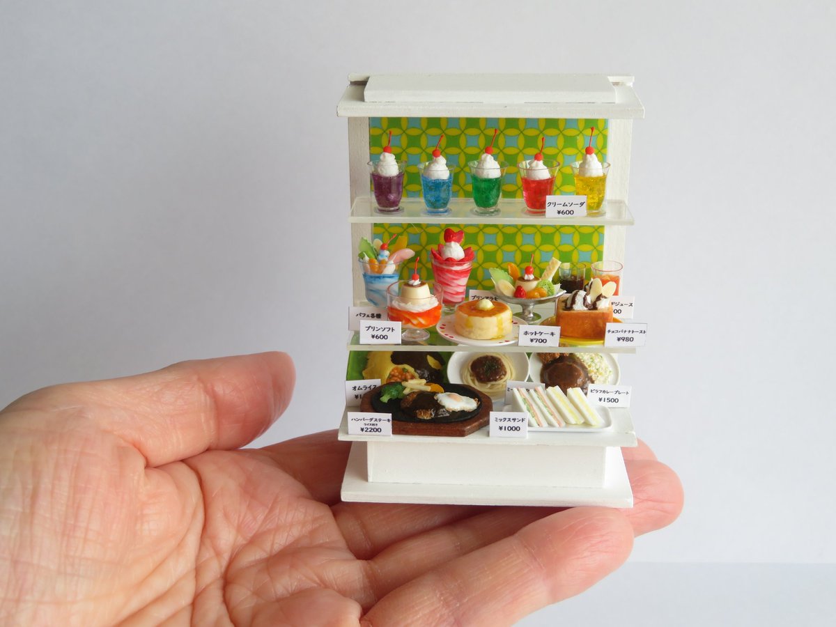 りっこ tweet media