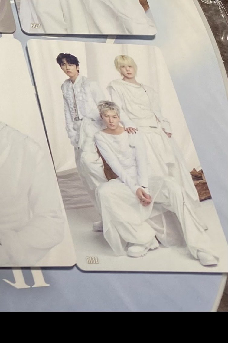 レバ刺し tweet media