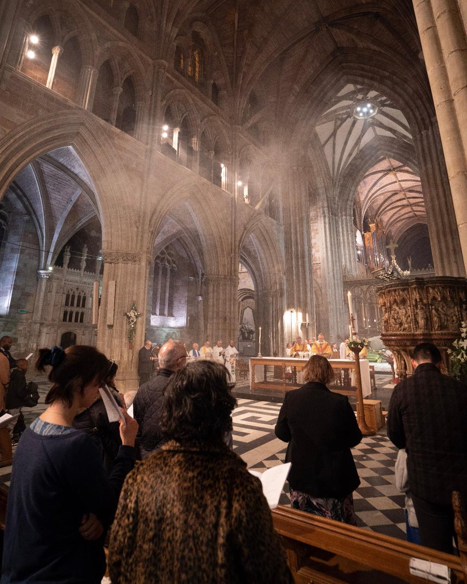 churchofengland's tweet photo. Celebrate Easter with us tomorrow. ⛪ 

We're a Christian presence in every community, and we'd love to meet you.

Find a local service at https://t.co/URe4sjqxUq. https://t.co/IjarEljsAb