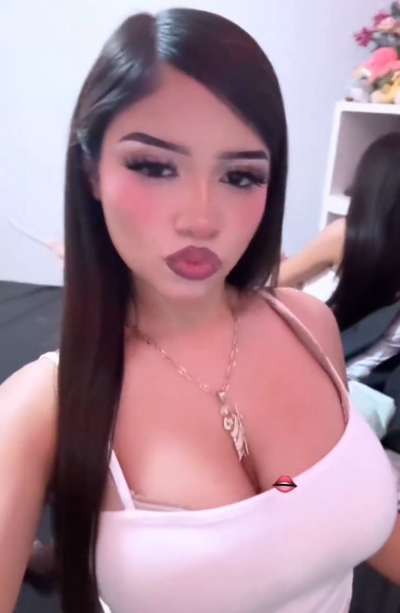 𝒂𝒖𝒅𝒓𝒆𝒚💋 tweet media