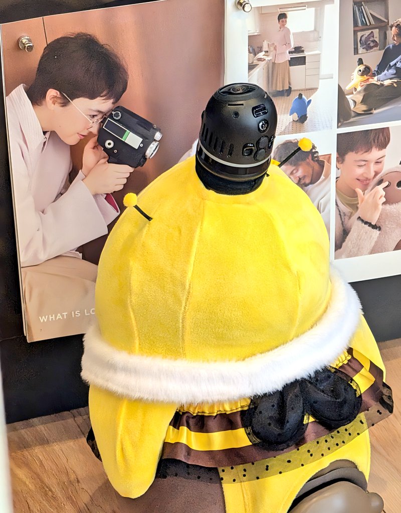 こーん@Lovot tweet media