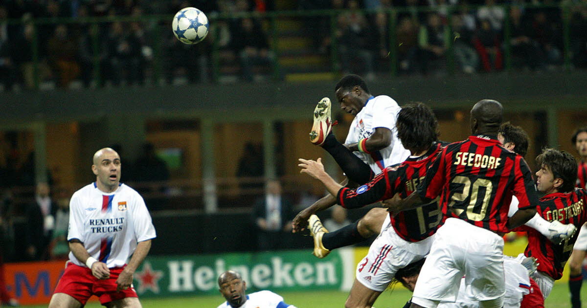 OL__Plus's tweet photo. Dans le rétro : il y a vingt ans, l’OL si près de l’exploit à Milan
#Histoire #ACMOL
(Le Progrès : https://t.co/0soi6xa1Fu) https://t.co/cDr6MEfkrK