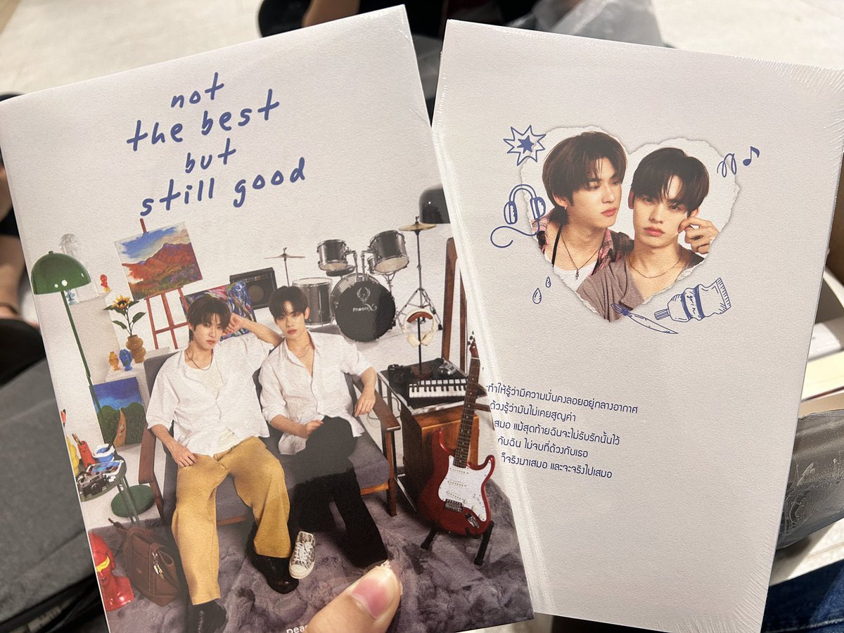 ★·.·´ AngAngAng `·.·★ tweet media