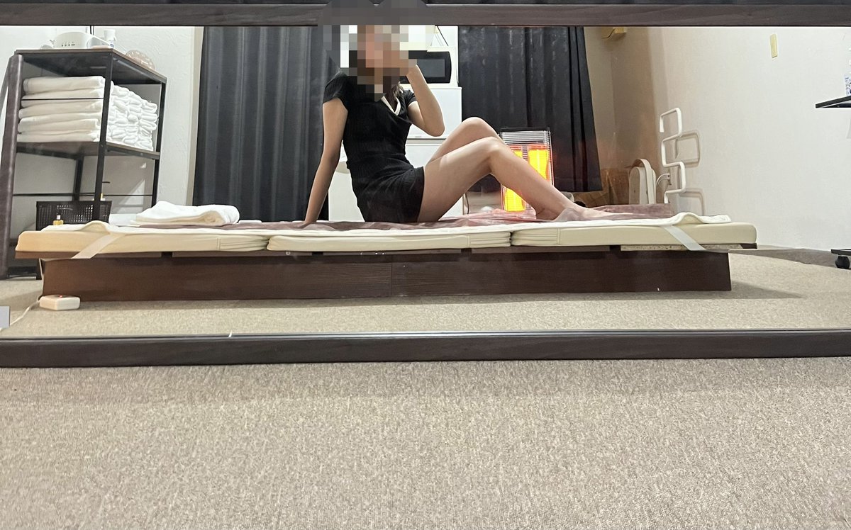 aromarich_kuru's tweet photo. お疲れ様です😊☘️くるみです🧸⸝⋆
昨日もリピ様ご新規様ありがとうございました🥹💞

本日18:00~3:00出勤します！
夜にかけて雨☔️の予報なので足元気をつけてお越しください😉
お待ちしております🌟⋆꙳ https://t.co/ljVn5i96oE