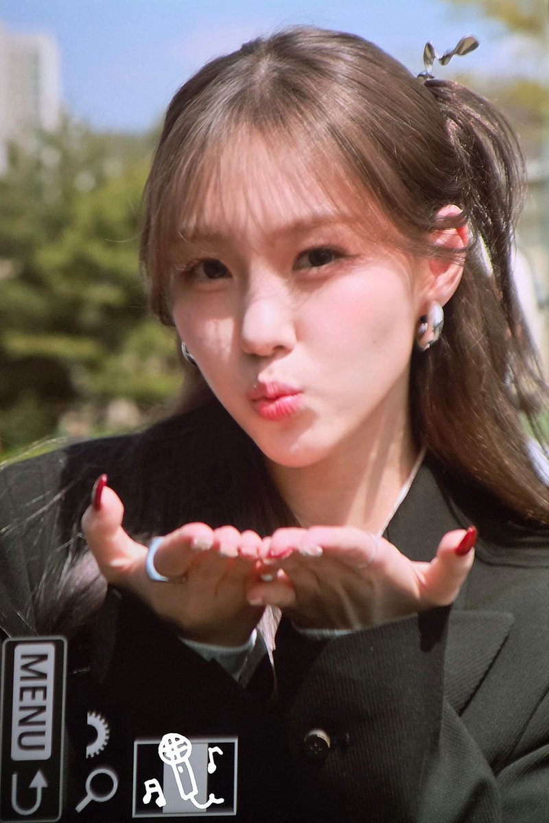 𝐬𝐢𝐧𝐠𝐟𝐨𝐫𝐔. tweet media