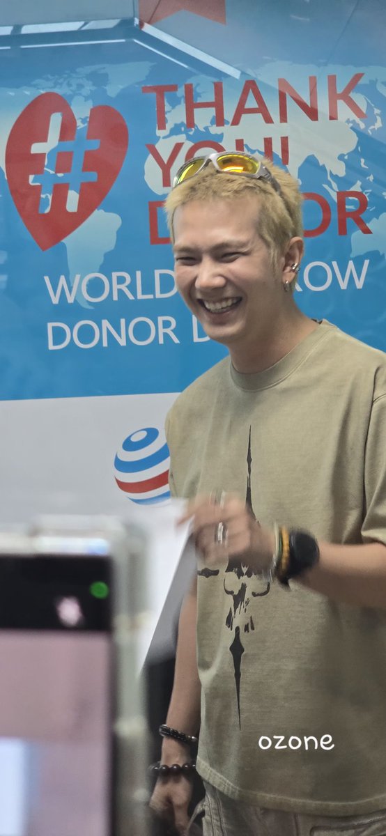 น่ารักเนอะ💙🥰

#BlooddonationwithBUILD
#BuildJakapan 
<a href="/JakeB4rever/">BIU.</a>