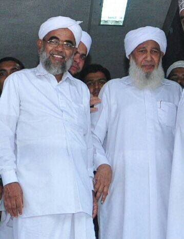 JunaedMoideen's tweet photo. May Allah ﷻ preserve our scholars, Ameen. https://t.co/fD1ENYKcM9