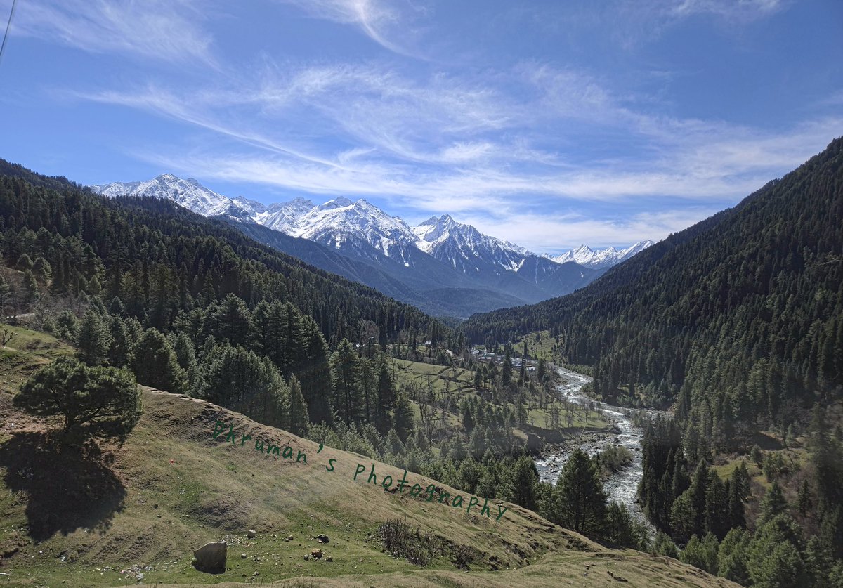 dhruman39's tweet image. The #Oasis of #serenity!!🥰

Lush #meadows, snow-capped #peaks, beautifully flowing #river &amp;amp; aesthetic #landscapes on banks, the Aru Valley definitely fascinates you with #rawnature &amp;amp; #solitude!!👌👌
@JandKTourism 

#Aruvalley #kashmir #pahalgam #DhrumanNimbalephotography