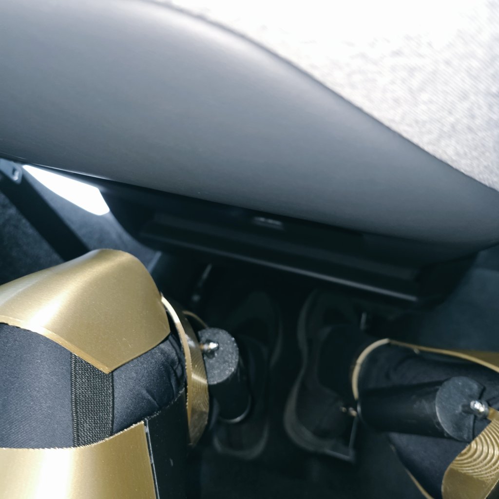 엠쥐포리투 tweet media