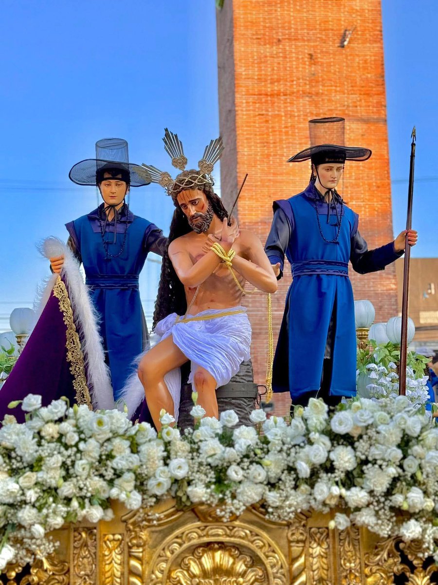 @pauloinmanila and 99 others tweet media