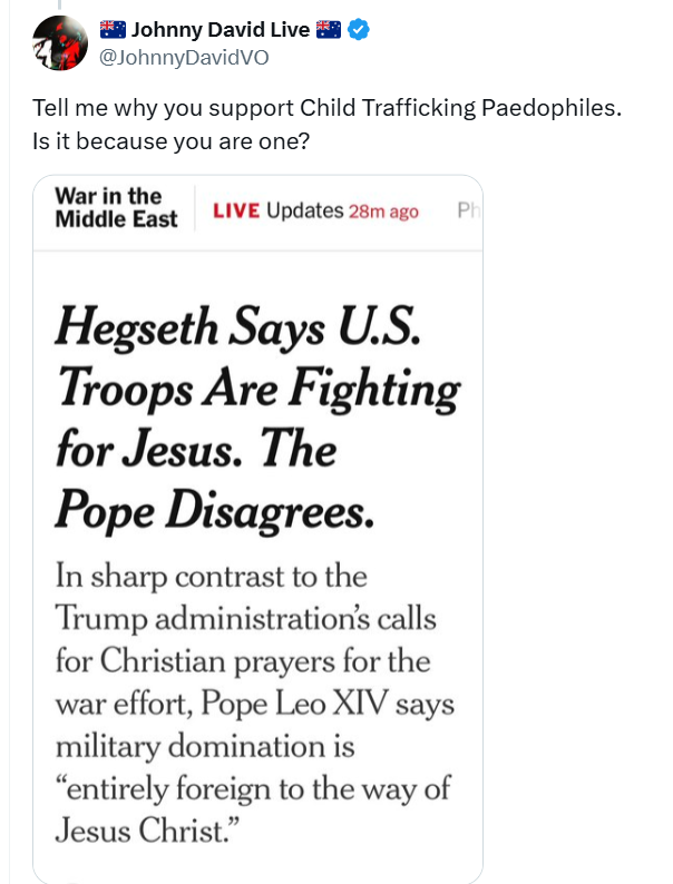 Julia Em tweet media