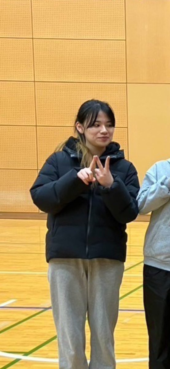 NUVC1's tweet photo. 【部員紹介⑫】
1.名前　安倍柚佳
2. 学部　農学部
3. 出身校　須磨学園
4. ポジション　マネージャー
5. アピールポイント　マイペース
6. 一言メッセージ
　楽しいことを探しています https://t.co/WB6JyiVxH3