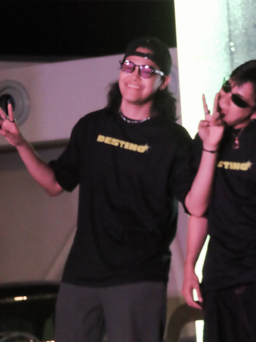 🐈🎸 tweet media