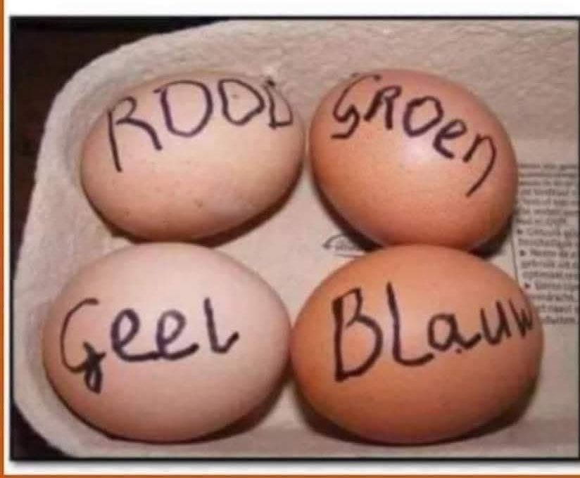 kleinkraakie's tweet photo. Goedemorgen allemaal
Fijne zaterdag 🍀🌷☀️🐣
Zo vanmorgen al druk geweest met eieren schilderen. Met bloed zweet en tranen, toch wel trots op mijzelf!
Wat vinden jullie ervan?
#Pasen #Paaseieren https://t.co/pMAkfj1JDm