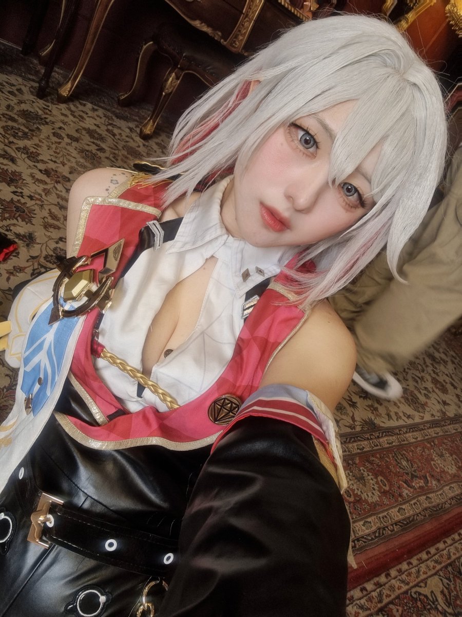 フーン 훈 🐾 tweet media