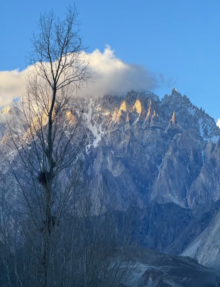 MananHnz's tweet image. Life in GilgitBaltistan Mountains ❤️🏔️ 

#passuscones #Hunza #GilgitBaltistan