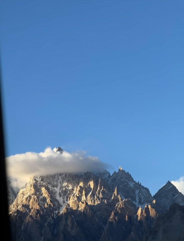 MananHnz's tweet image. Life in GilgitBaltistan Mountains ❤️🏔️ 

#passuscones #Hunza #GilgitBaltistan