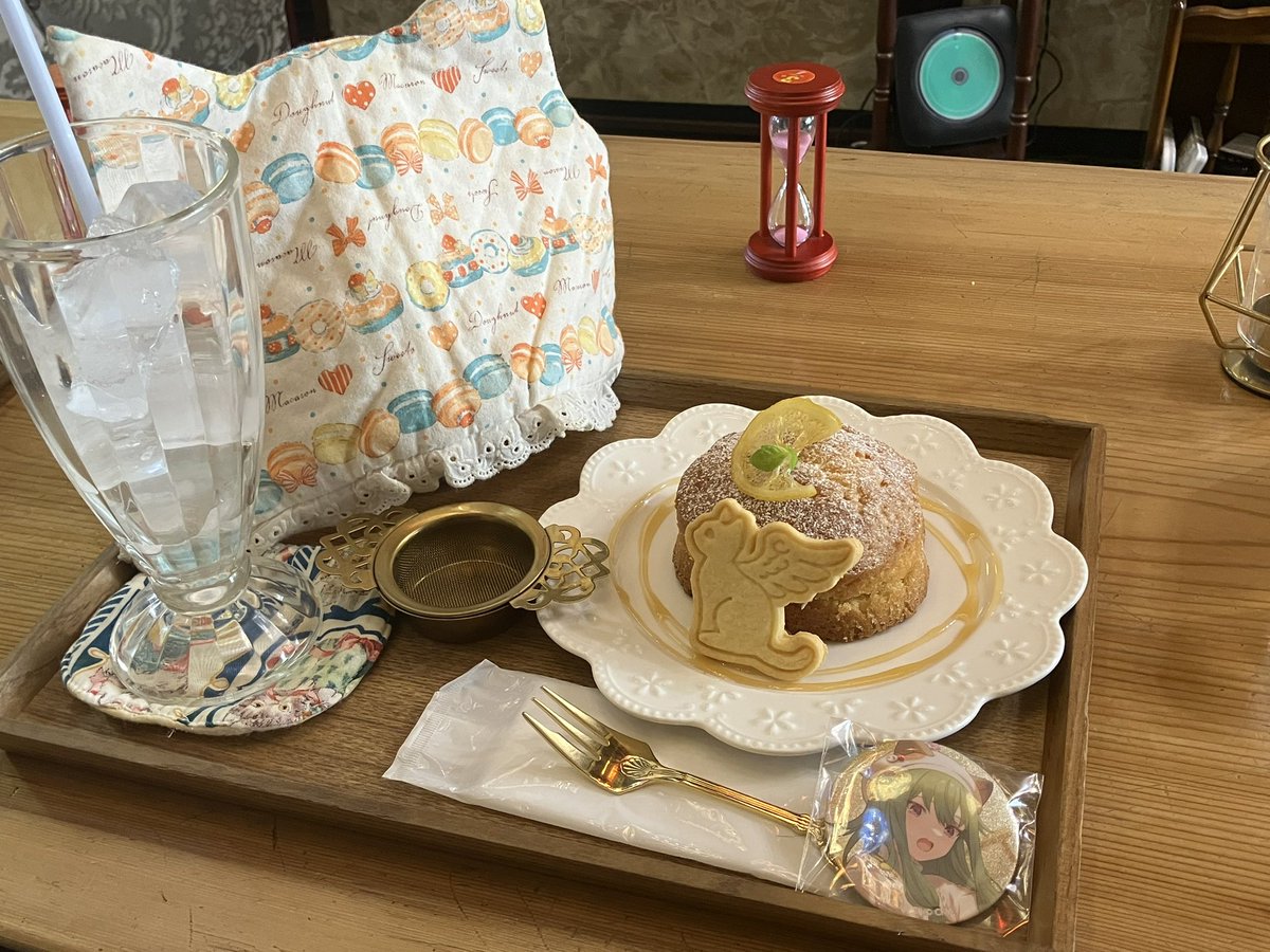 ネコモチーフカフェに行ってきた