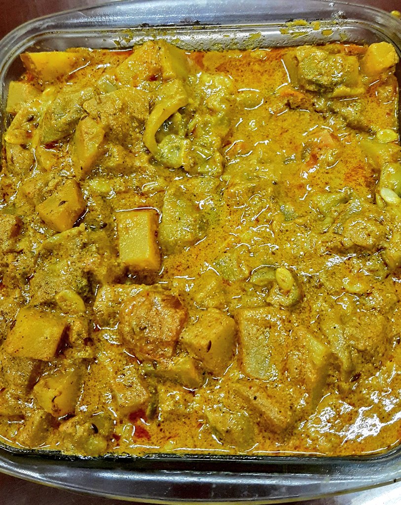 Ananth_IRAS's tweet image. Adding two more Bengali vegetarian dishes/snacks for my fellow vegetarian friends - Aloo Posto and Radha ballabi! #Bengal #vegetarian