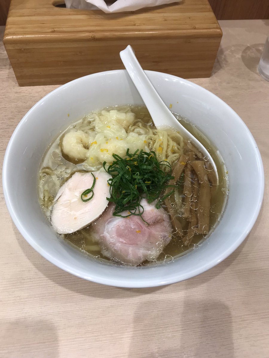 もろ太 tweet media