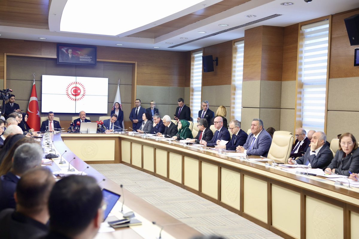 Kamubiz KAMU HABERLERİ BİZDEN! tweet media