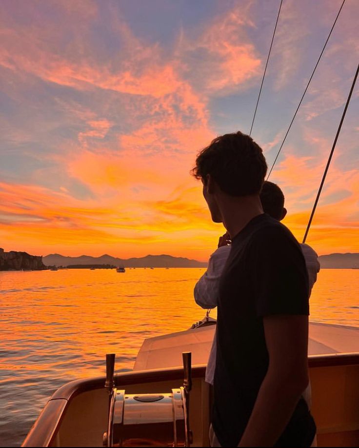 tueeeldefa_'s tweet photo. #russtappen alternative universe 

Let me love you for 365 day

"Bisakah kamu mencintaiku untuk satu tahun saja?."

PDKT 1: Alen Birthday Party https://t.co/WgWwNsOQCQ