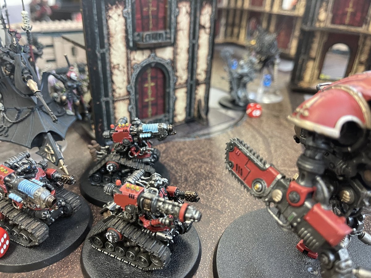 KFBウォーハンマー部 tweet media