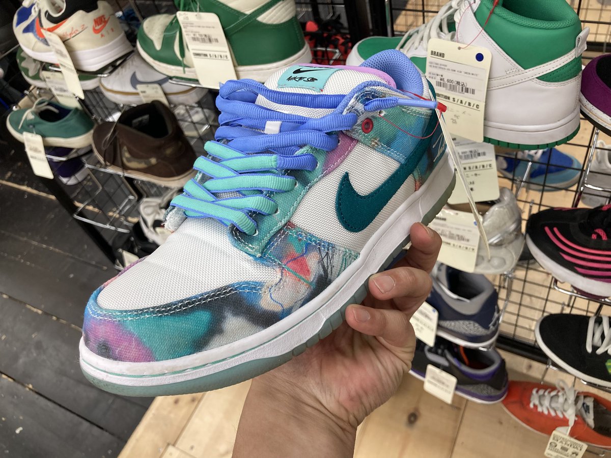 ぴのーと tweet media