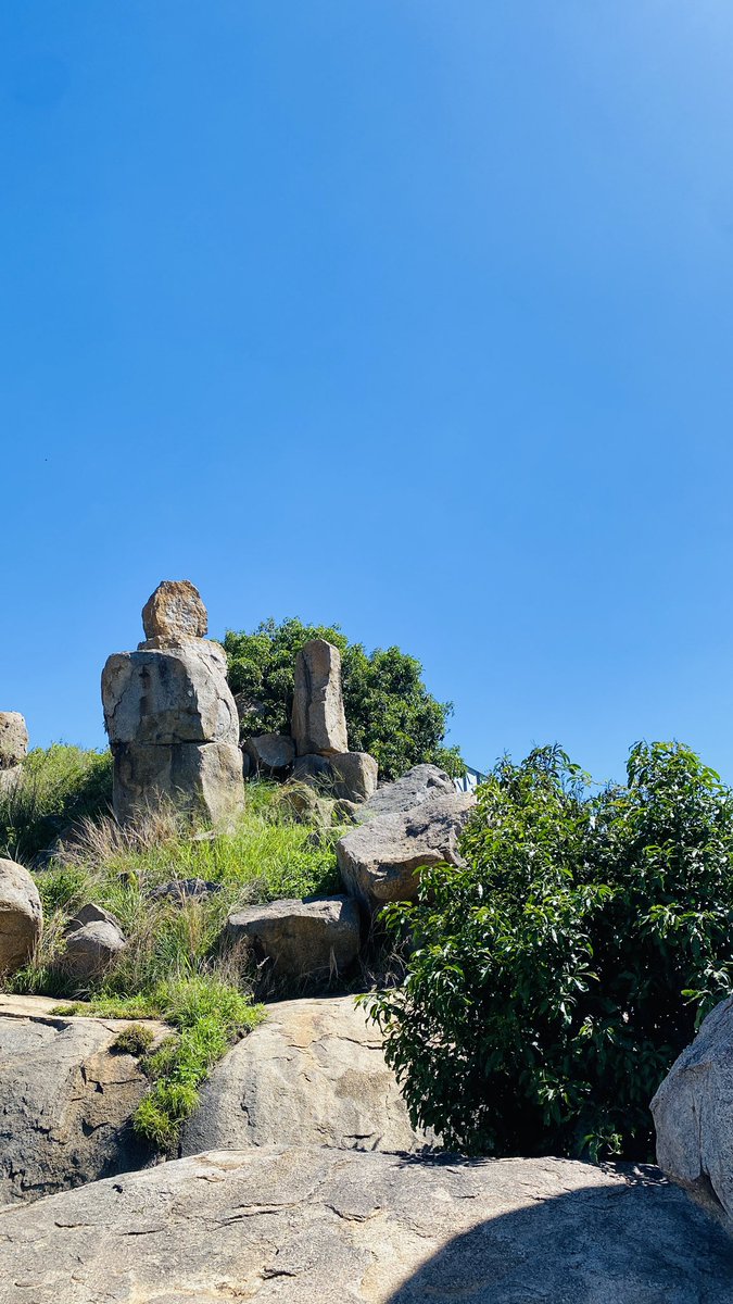 zion_saz's tweet photo. They placed a stone at the entrance of the tomb…
thinking it was the end of the story
But Easter is not about endings!
Climbing Soroti Rock feels symbolic in its own way every step
reminding you that there’s always something beyond what you see at first.
#ExploreUganda https://t.co/m23uERjQle